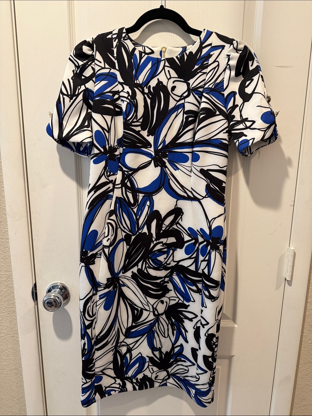 NWOT DKNY White Shift Dress with Black & Blue Floral Print